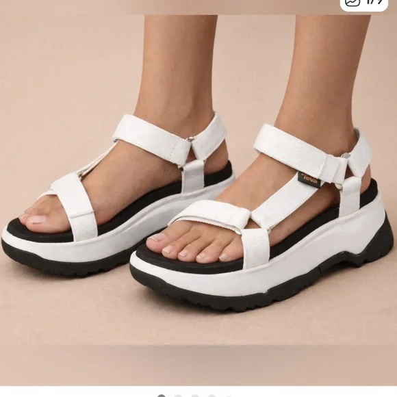 NWOT Teva Jadito Universal Platform Sandals - Picture 10 of 10